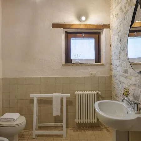 Checello 12 By Marche Villa Cagli