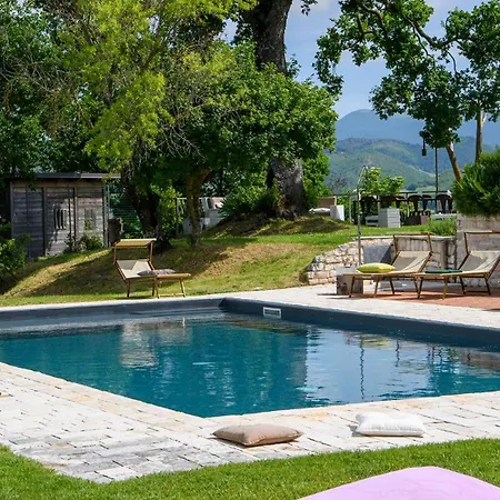Villa Checello 12, Emma Cagli