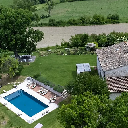 Checello 12, Emma Villa
